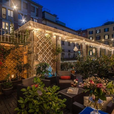 Aweshomeitaly - White Mirrors Apartment Pisa Bagian luar foto