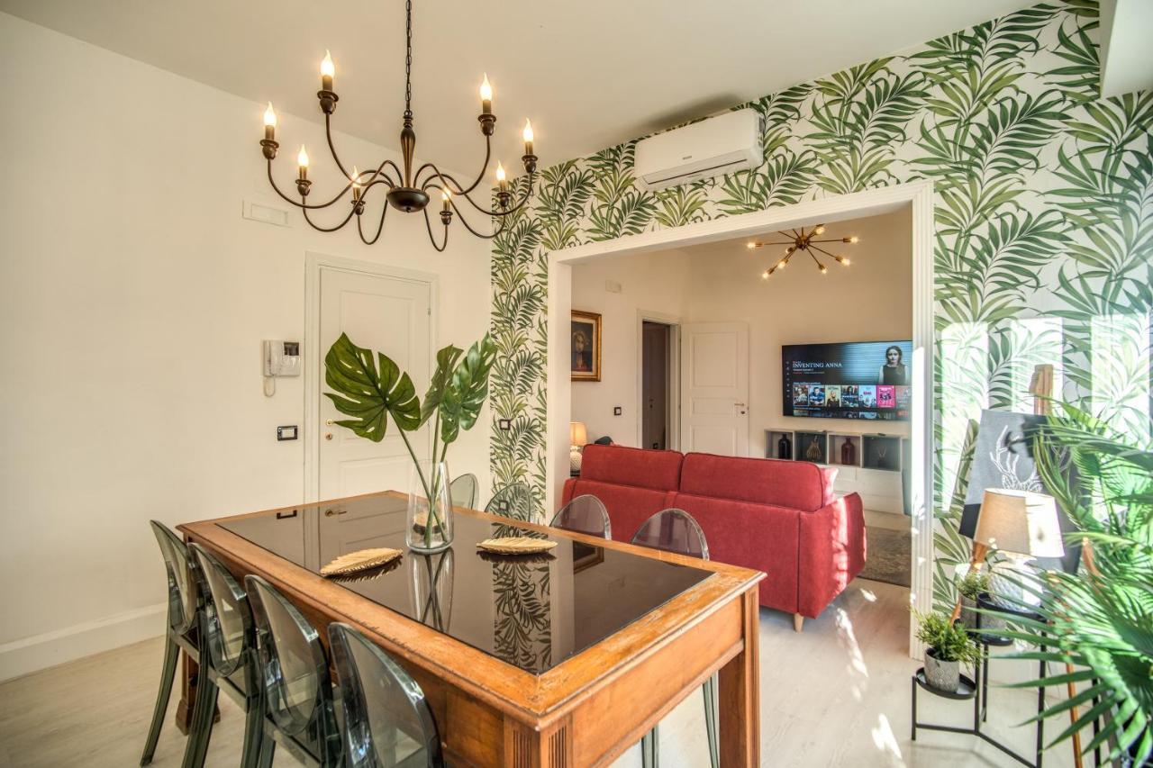 Aweshomeitaly - White Mirrors Apartment Pisa Bagian luar foto