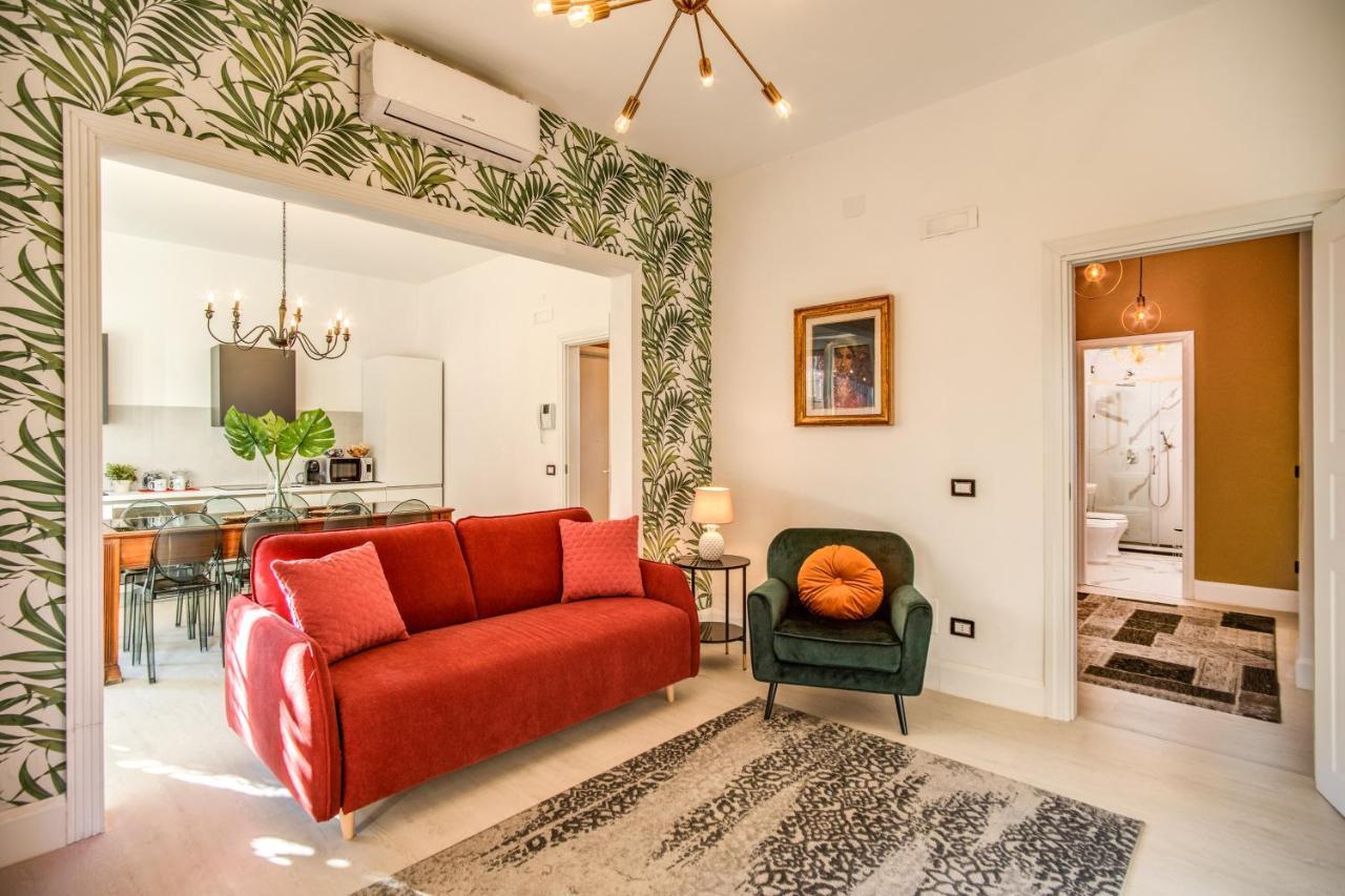 Aweshomeitaly - White Mirrors Apartment Pisa Bagian luar foto