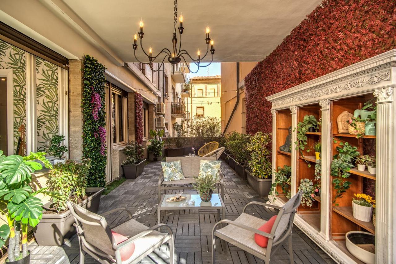 Aweshomeitaly - White Mirrors Apartment Pisa Bagian luar foto