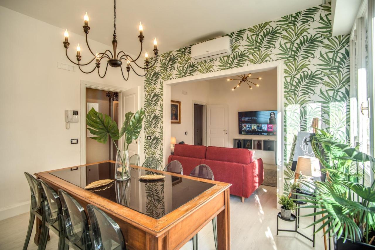 Aweshomeitaly - White Mirrors Apartment Pisa Bagian luar foto